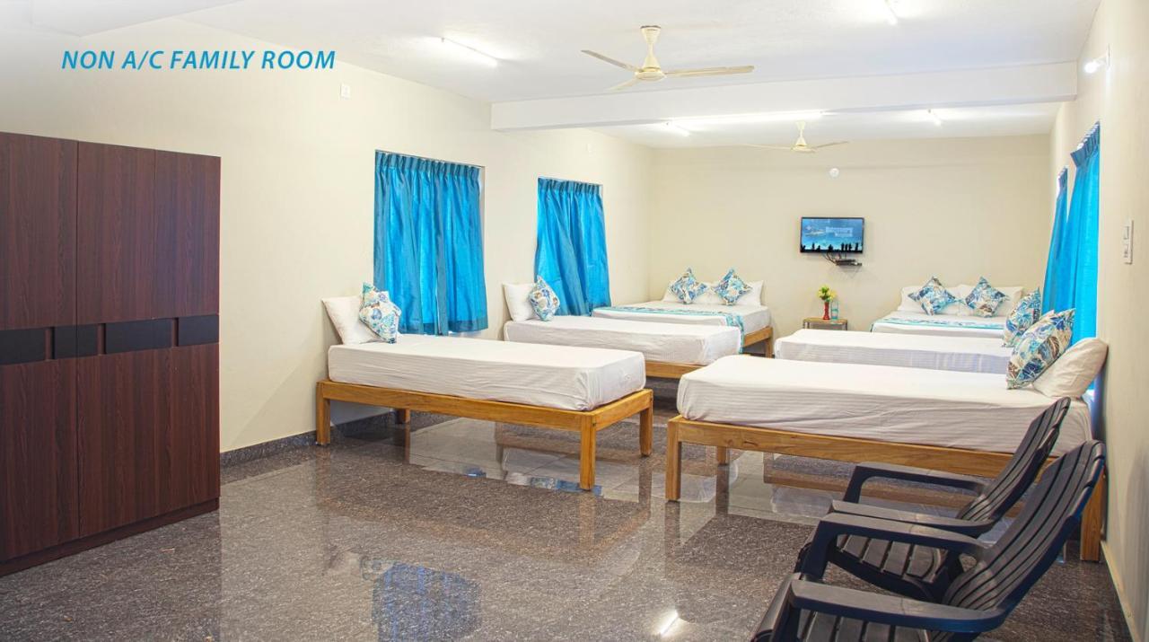 Blue Ocean Sands - On The Beach Kumta ภายนอก รูปภาพ