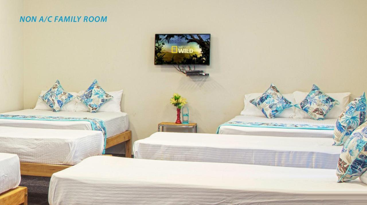 Blue Ocean Sands - On The Beach Kumta ภายนอก รูปภาพ